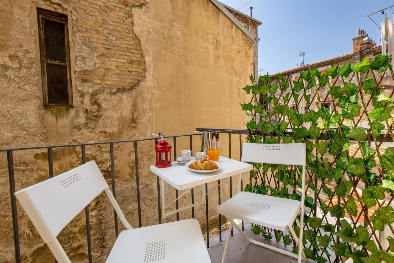 With Balcony Nest In 2