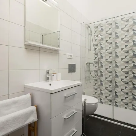 Apartment With Balcony Nest In 2 Rijeka Exterior photo