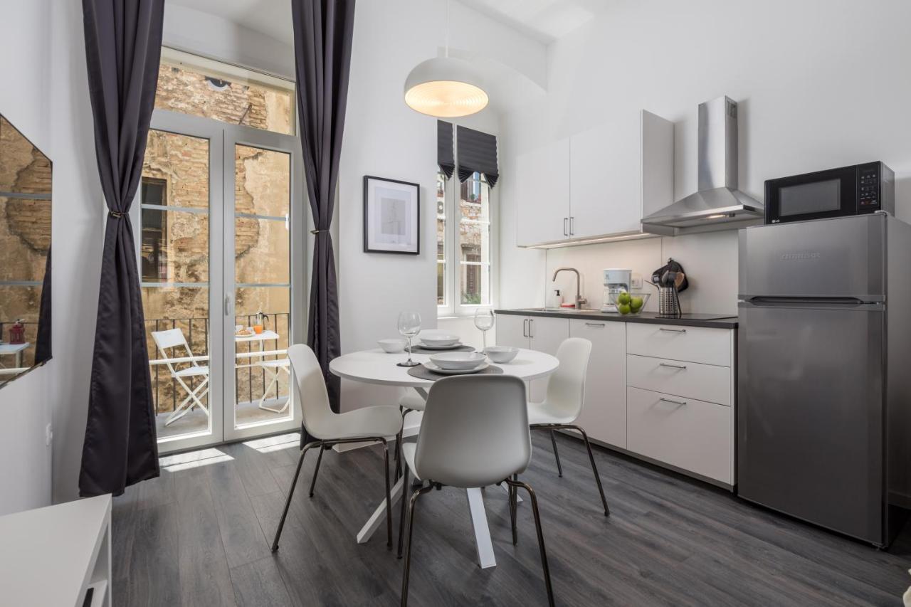 With Balcony Nest In 2 Rijeka